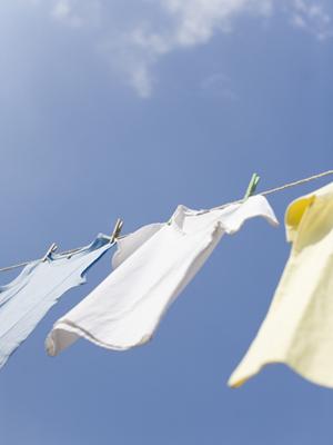 梅田で働くなら高収入のライブチャット求人